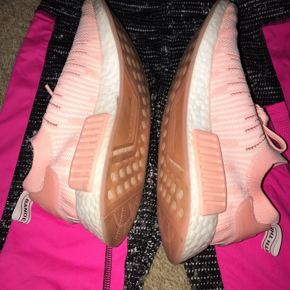 Adidas NMD R-1 - Picture 5 of 8